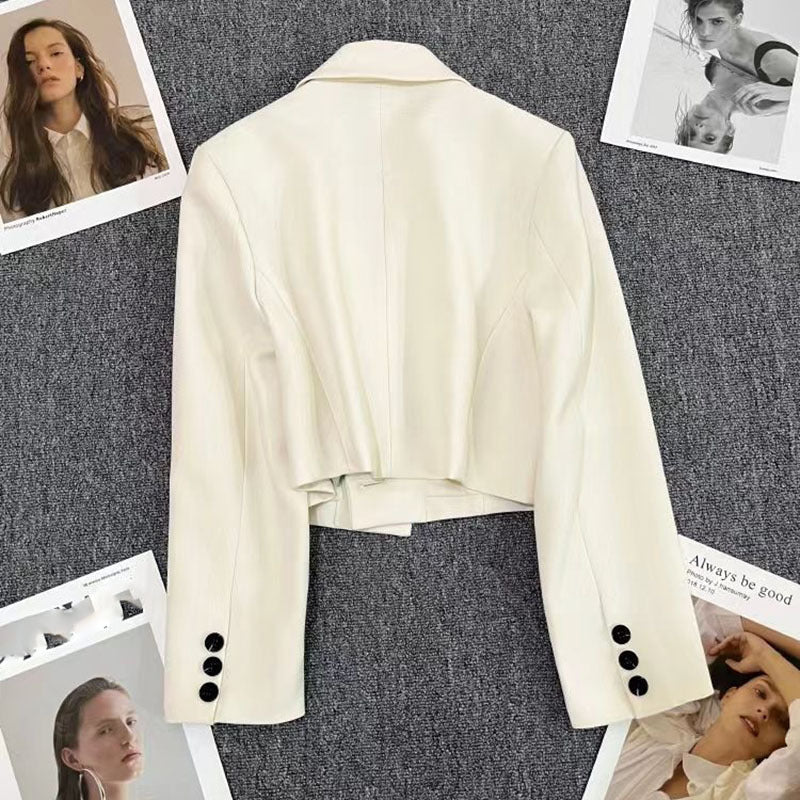 Women's Elegant short loose blazer with buttons | Perfect for Casual Days