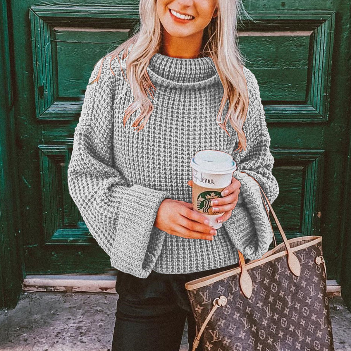 Women's Stylish Knit Turtleneck Jumper with Voluminous Sleeves | Ideal for Winter