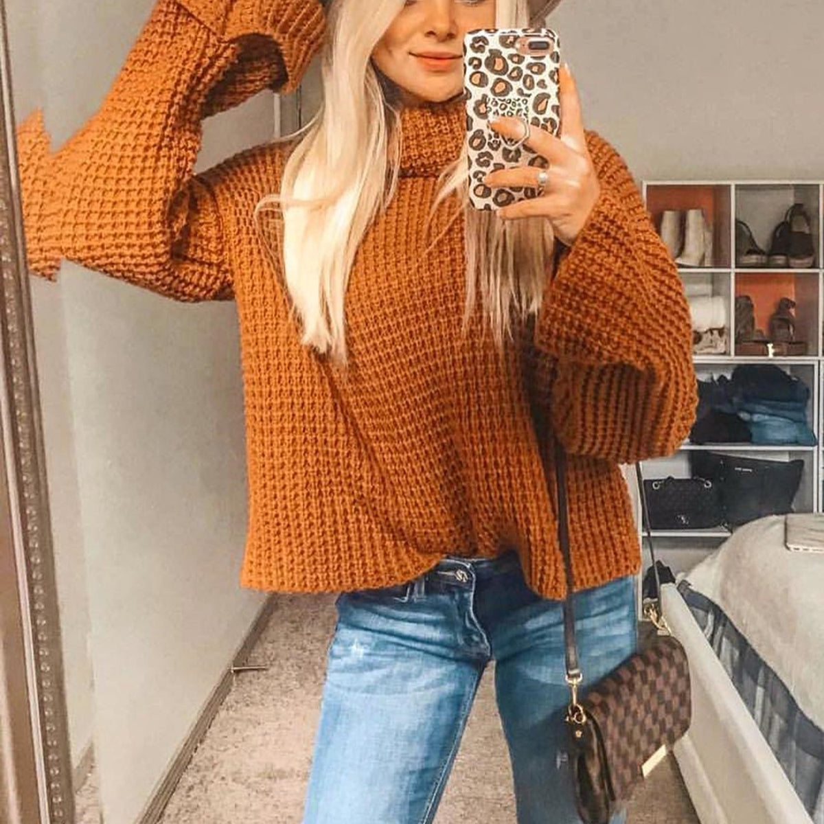 Women's Stylish Knit Turtleneck Jumper with Voluminous Sleeves | Ideal for Winter