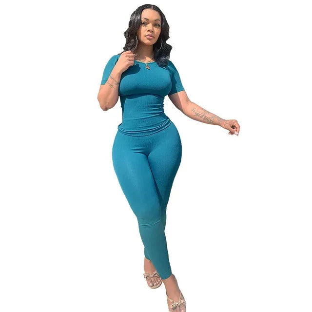Comfortable Retro Tight Training & Tracksuit For Women | Perfect for Outdoor Activities