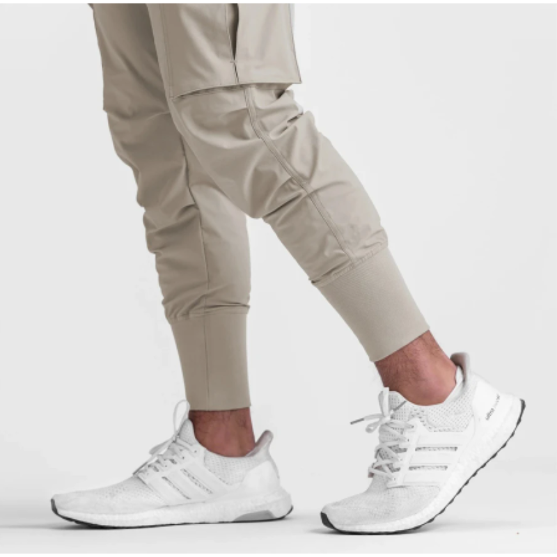 Men's Modern Jogger Cargo Pants with Large Pockets | Perfect for Outdoor Activities