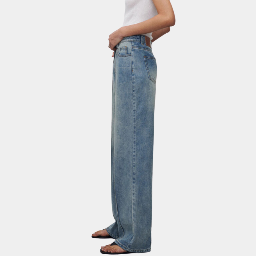 Women's Casual Straight Leg Jeans | Perfect for Casual Days