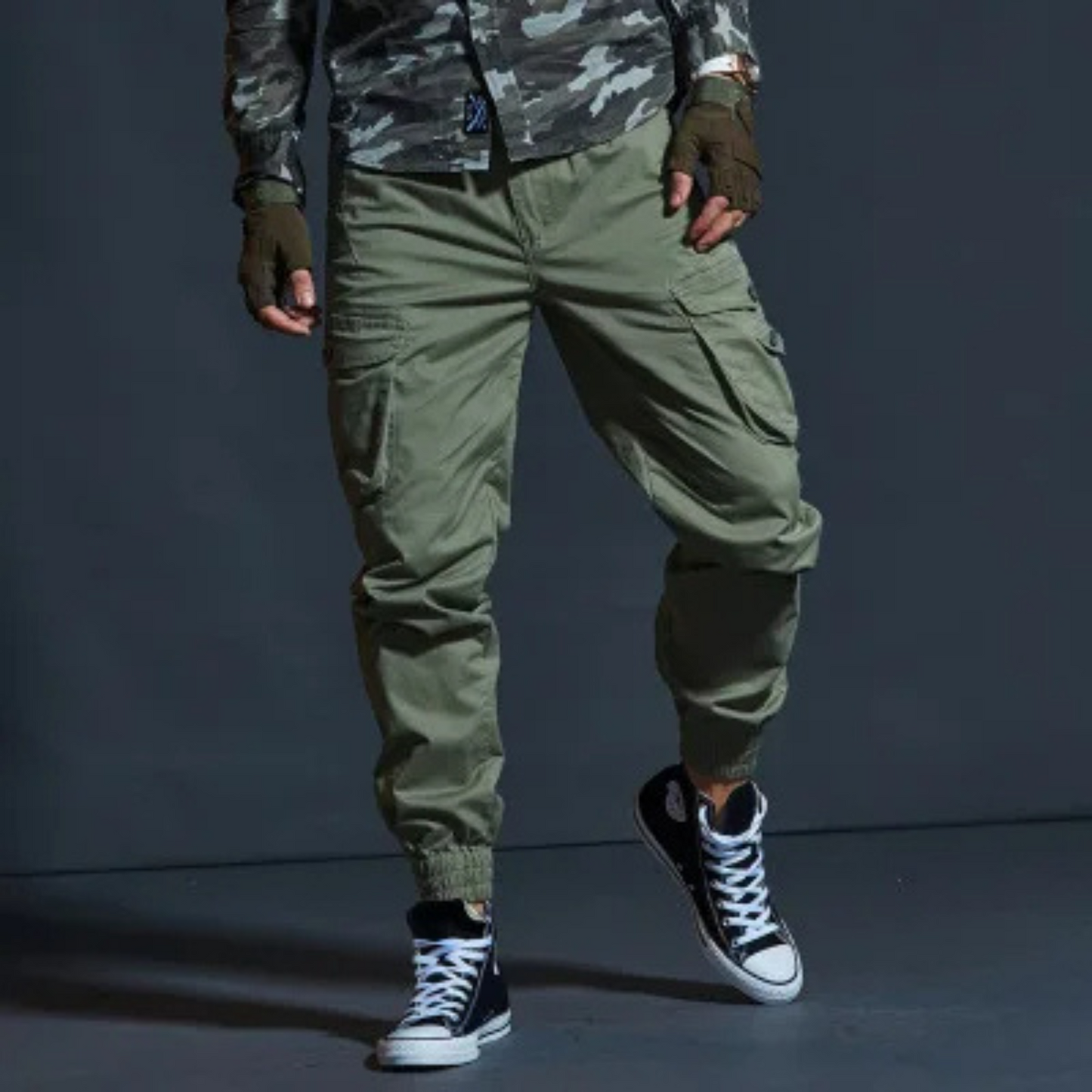 Men's Comfortable Cargo Pants with Elastic Waist | Perfect for Outdoor Activities