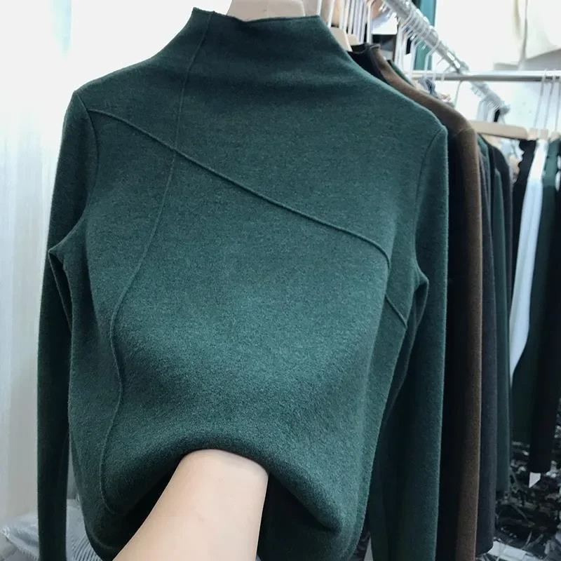 Women's Turtleneck Sweater with Unique Sewing Detail | Ideal for Autumn/Winter