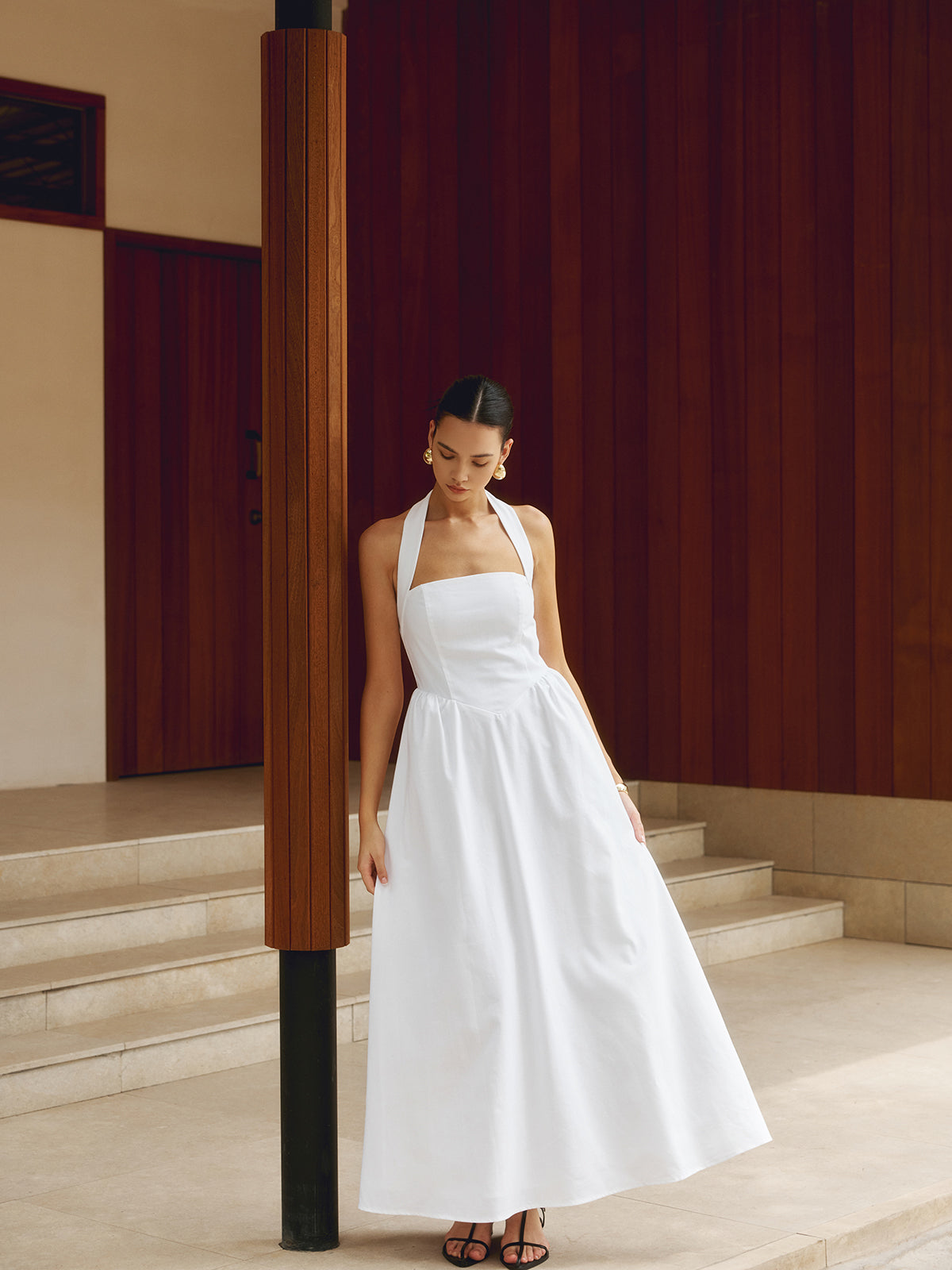 Women's Elegant Fabric Maxi Dress with Halter Neck Design for Summer Events