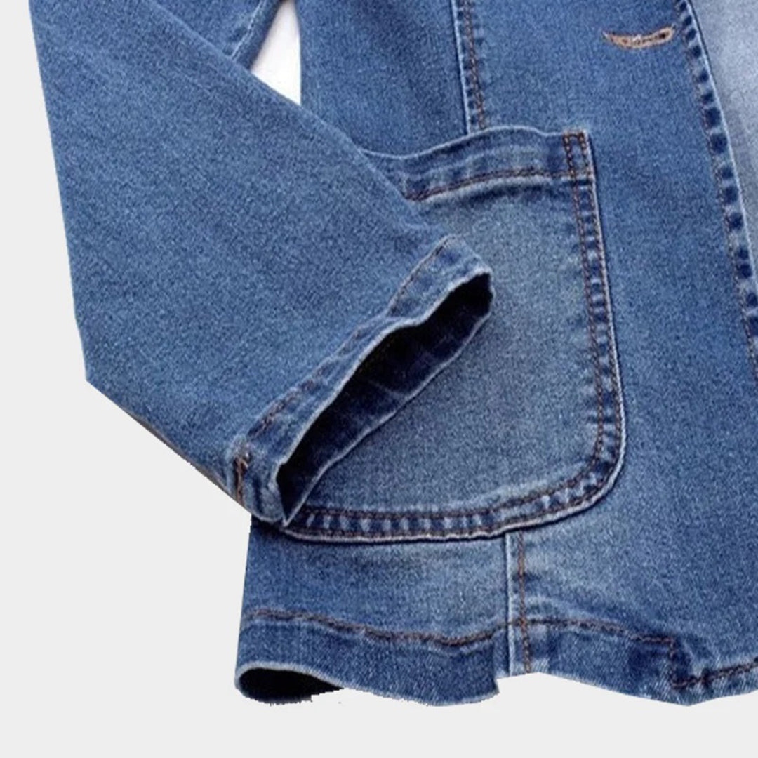 Women's Vintage blue denim blazer with pockets and button | Perfect for Casual Days