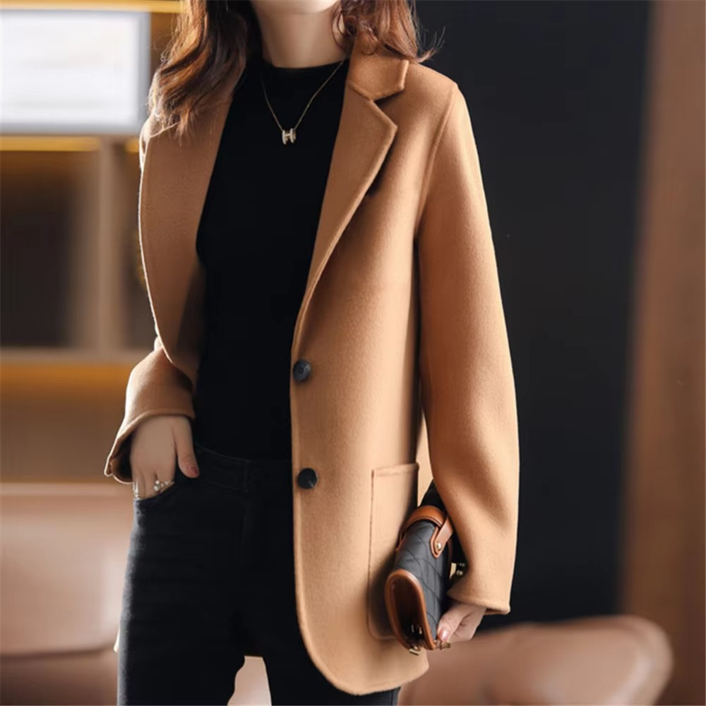 Women's Wool Blazer Coat with Buttons and Pockets | Perfect for Casual Days