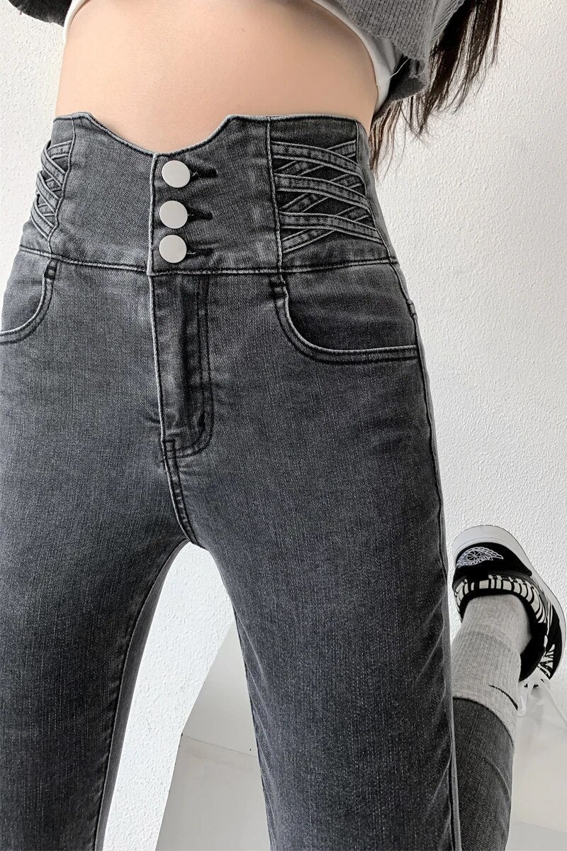 Women's Fashionable Hip Tight Lifting Skinny Jeans | Perfect for Casual Days