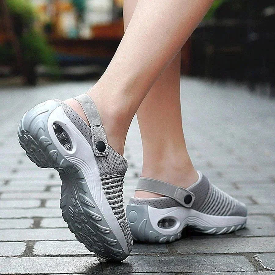 Women's Walking Shoes