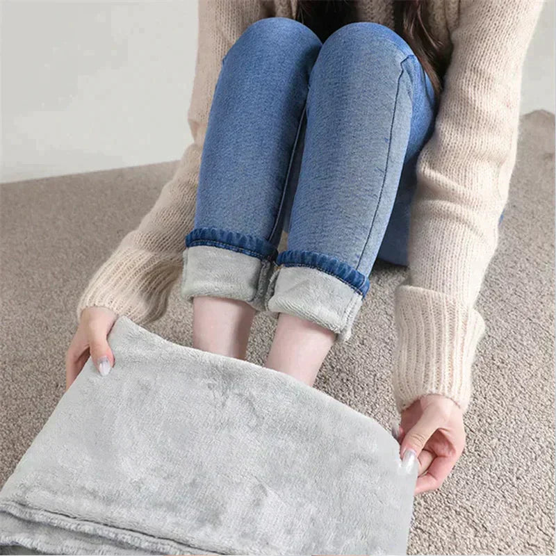Women's Elastic Fleece Skinny Jeans | Perfect for Casual Days