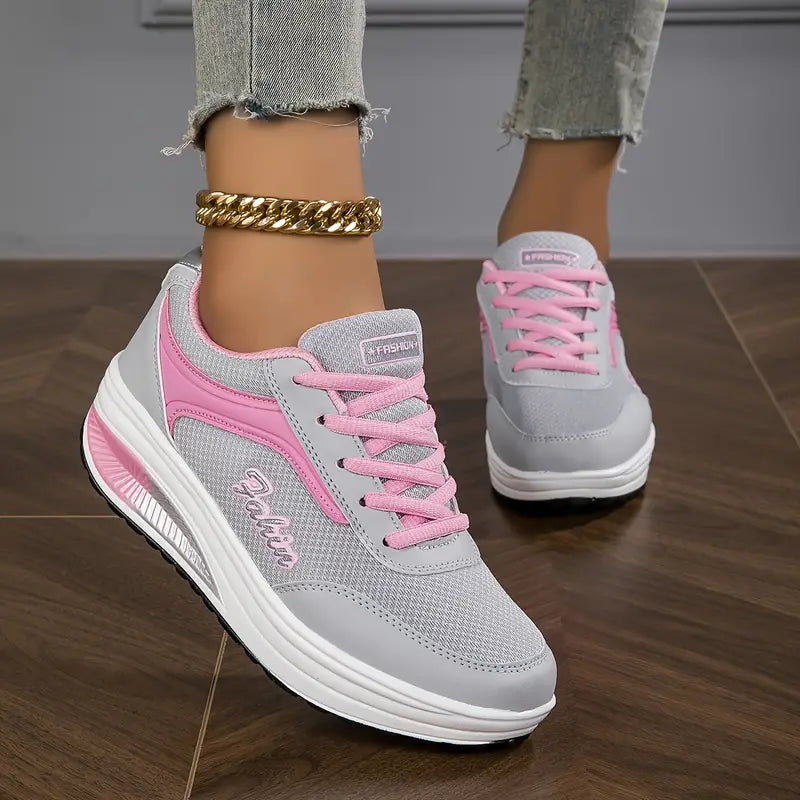 Women's Low-Top Lace-Up Trainers