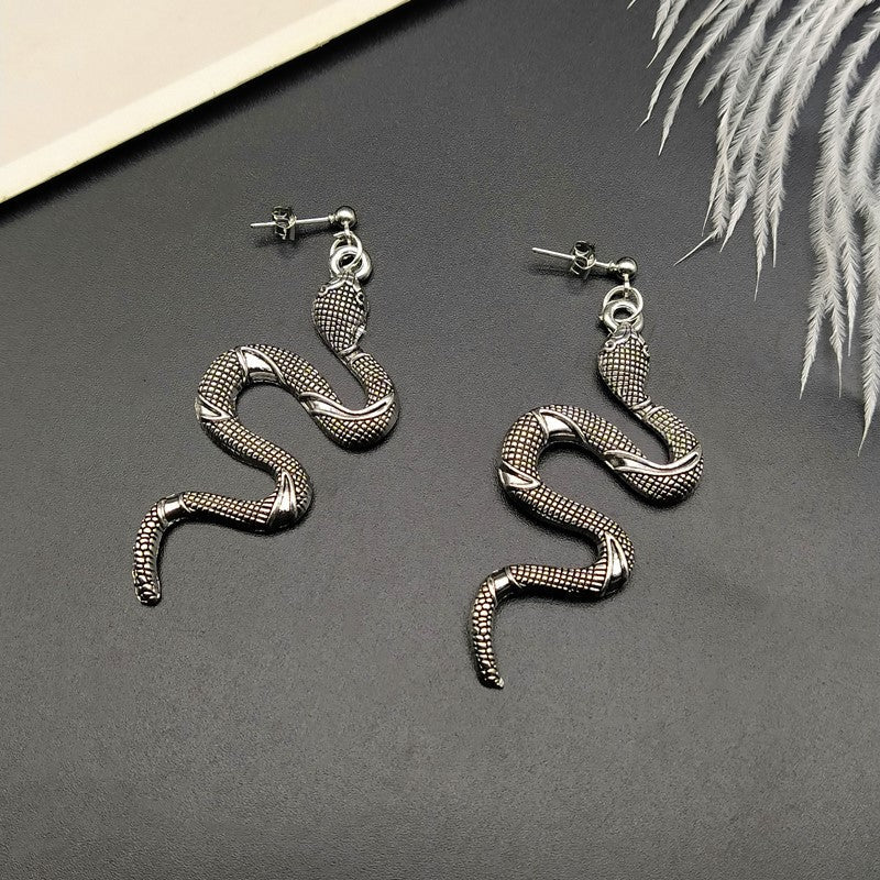 Women’s Dangle Earrings with Snake Design 8