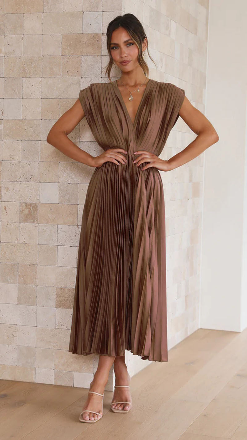 Women's Pleated Maxi Dress with V-Neck