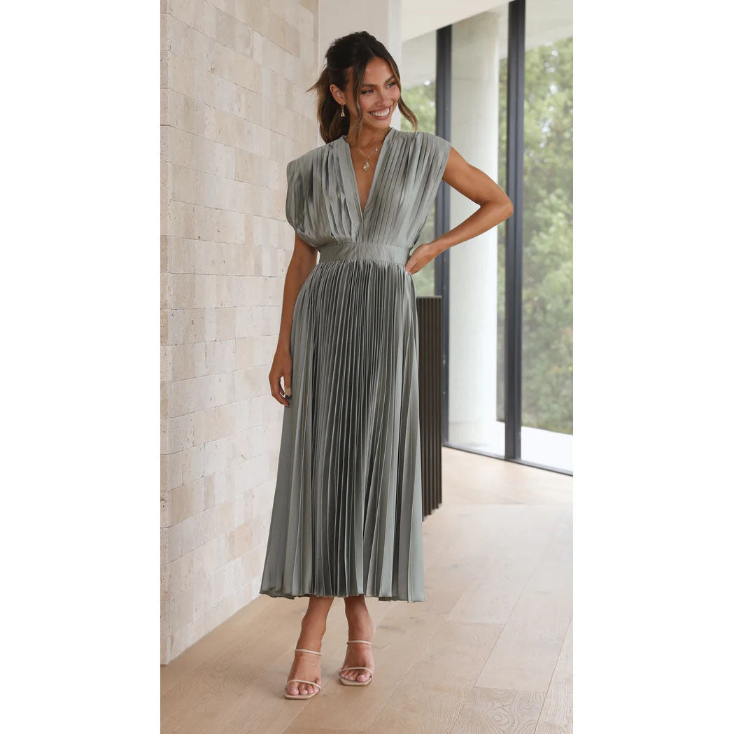 Women's Pleated Maxi Dress with V-Neck