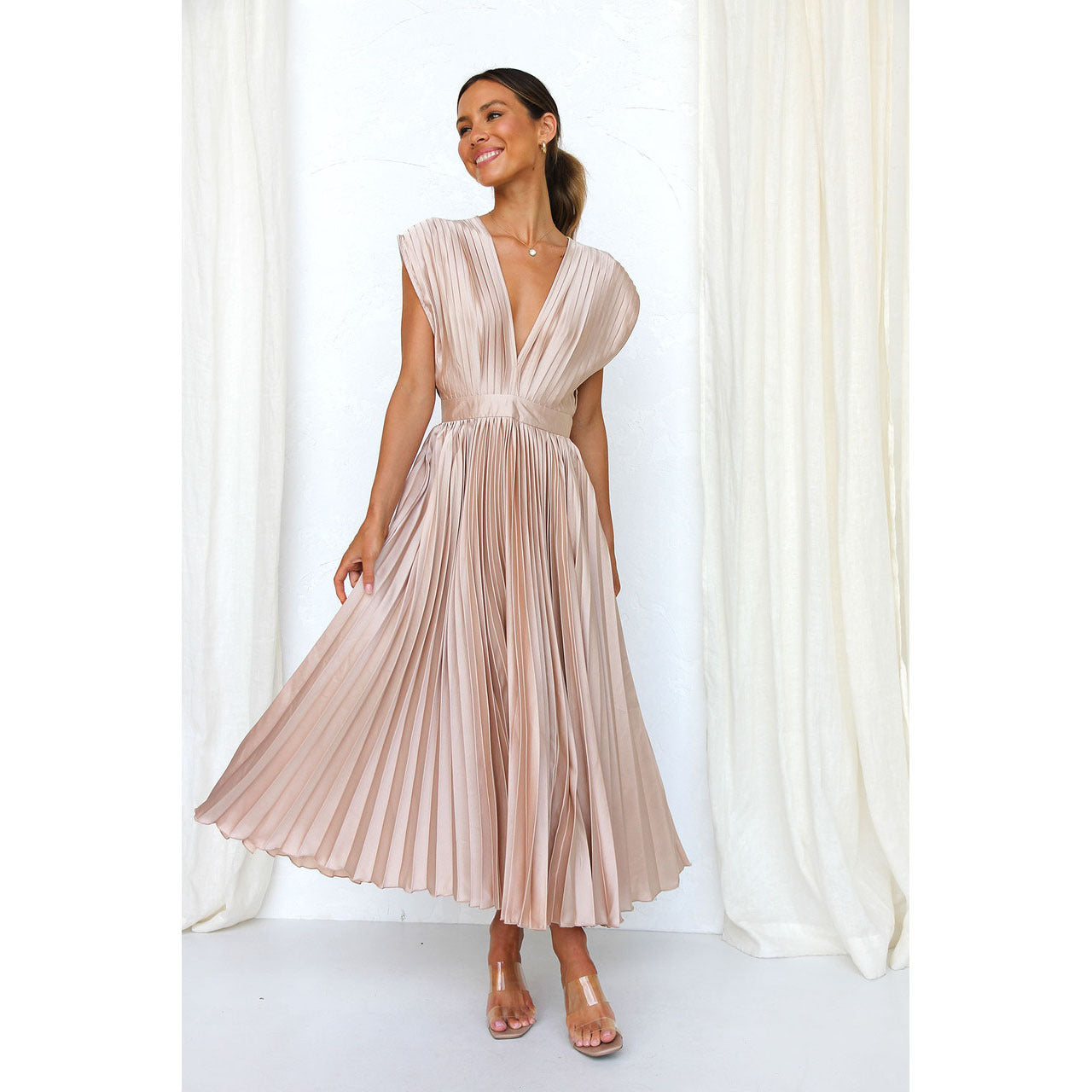 Women's Pleated Maxi Dress with V-Neck