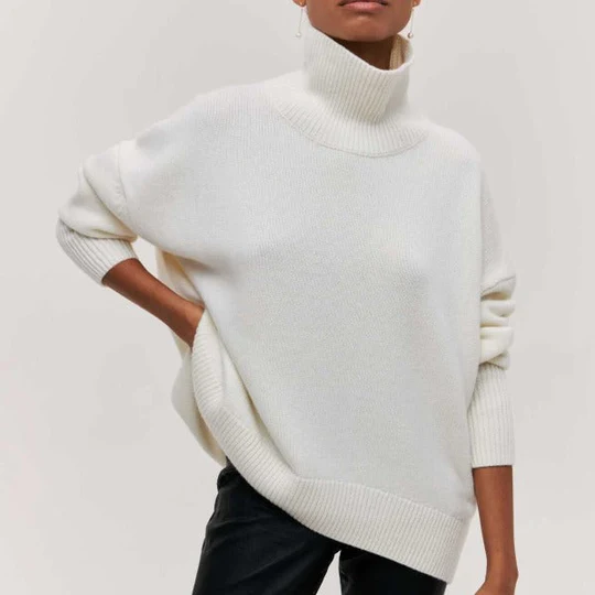 Women's Oversized Turtleneck Jumper | Ideal for Winter