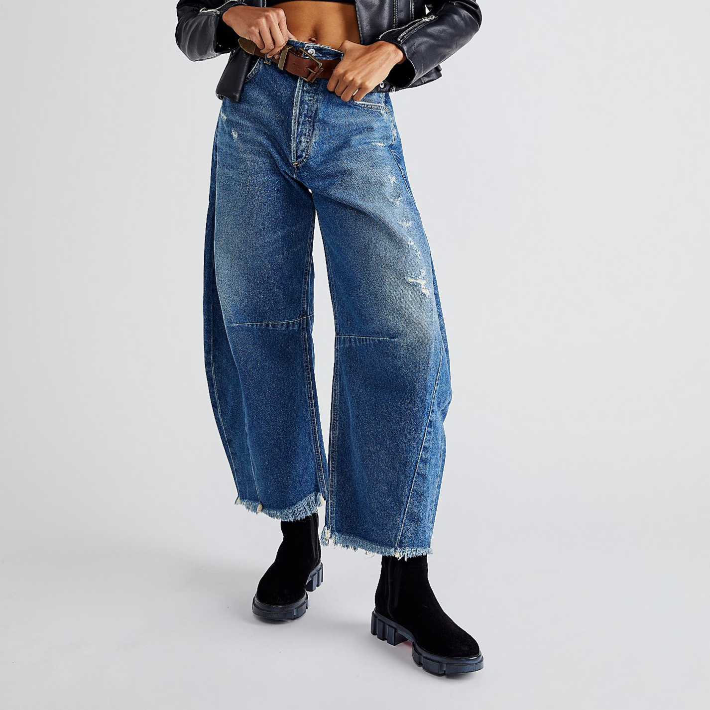 Women's Retro Raw Hem Wide Leg Jeans | Perfect for Casual Days