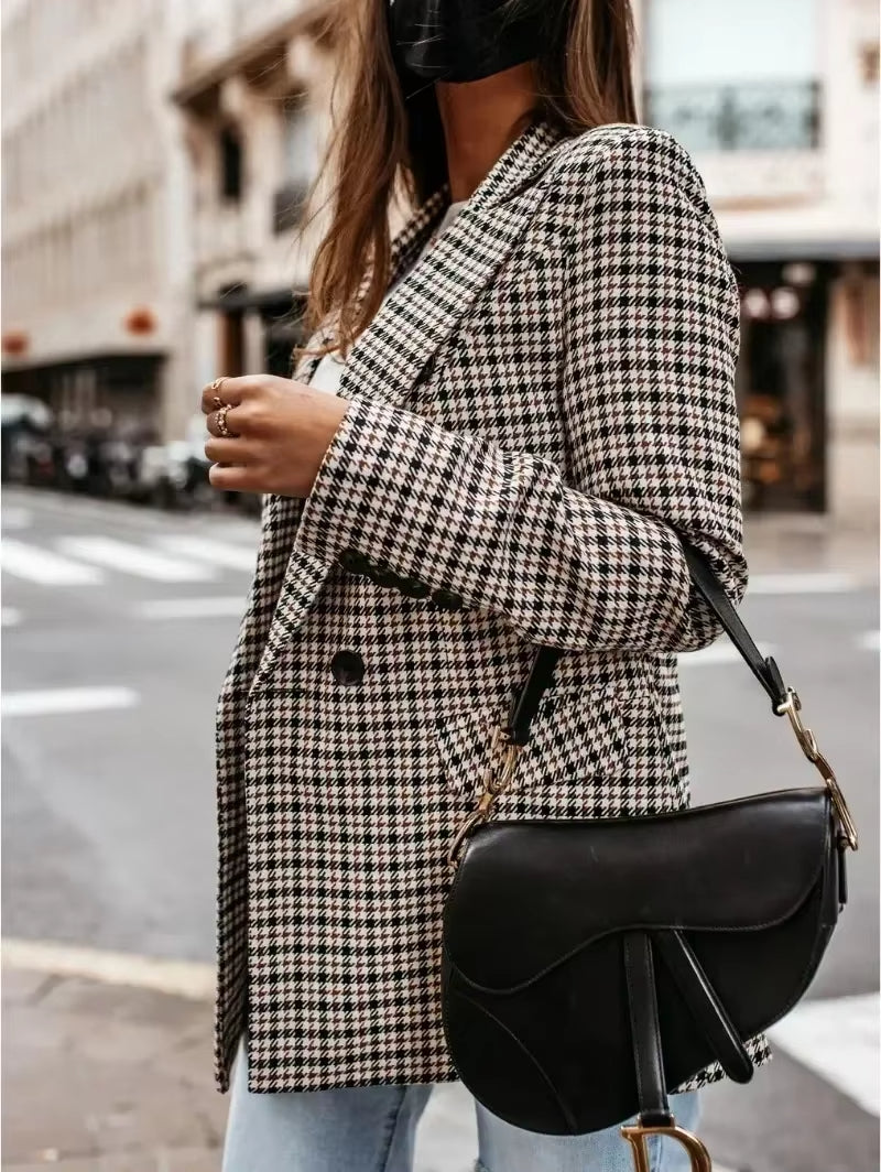 Women's Blazer with Pockets