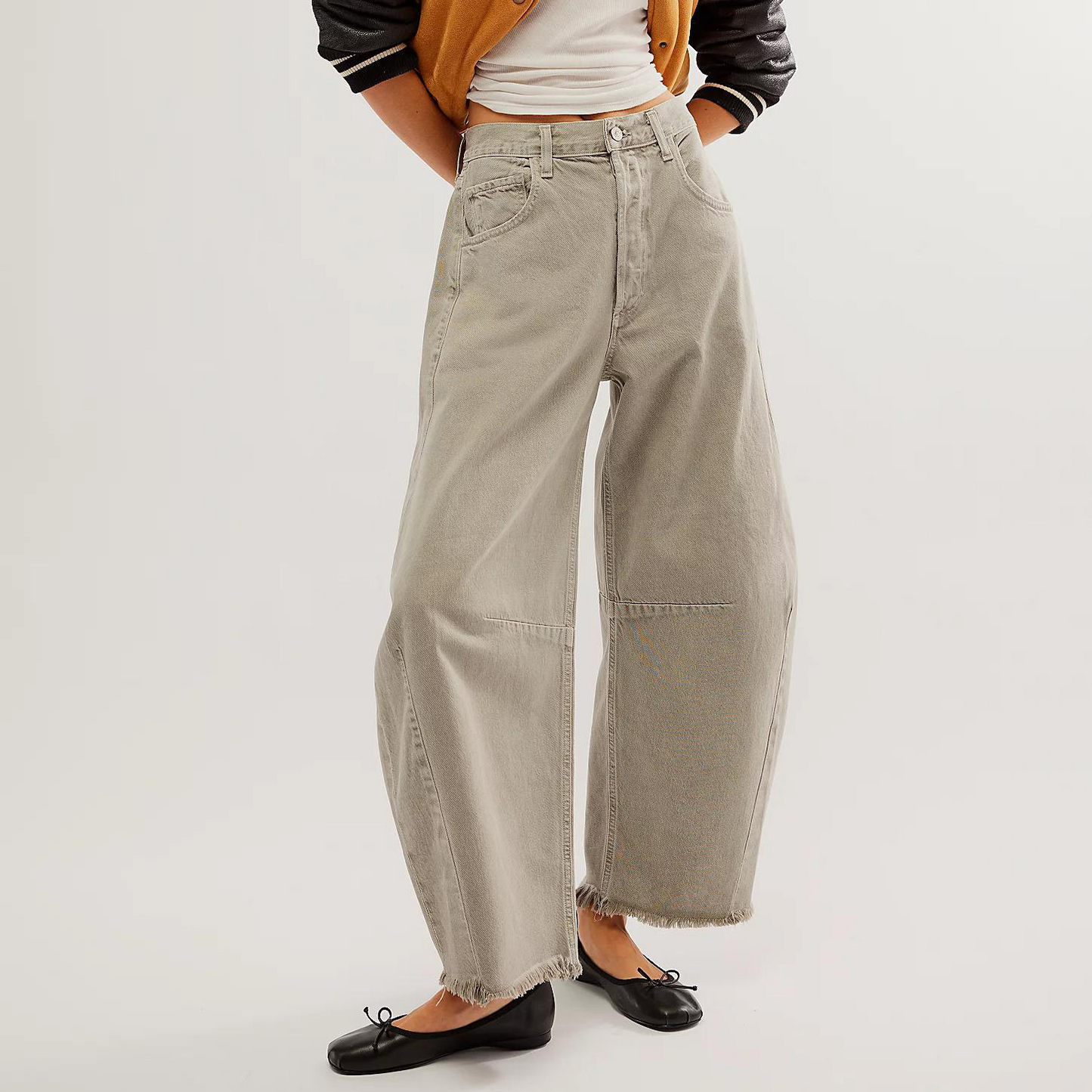 Women's Retro Raw Hem Wide Leg Jeans | Perfect for Casual Days