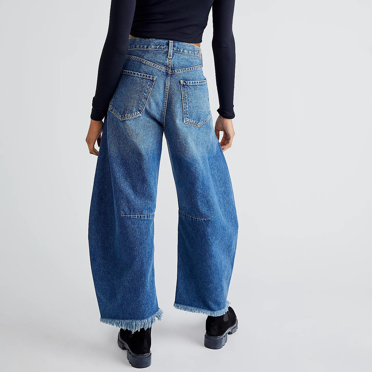 Women's Retro Raw Hem Wide Leg Jeans | Perfect for Casual Days