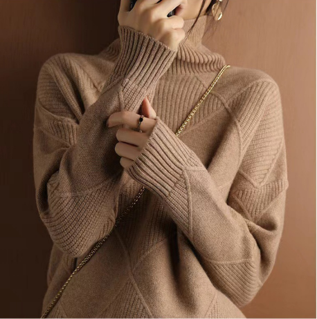Women's Cozy Cable Knit Cashmere Turtleneck Jumper | Ideal for Winter