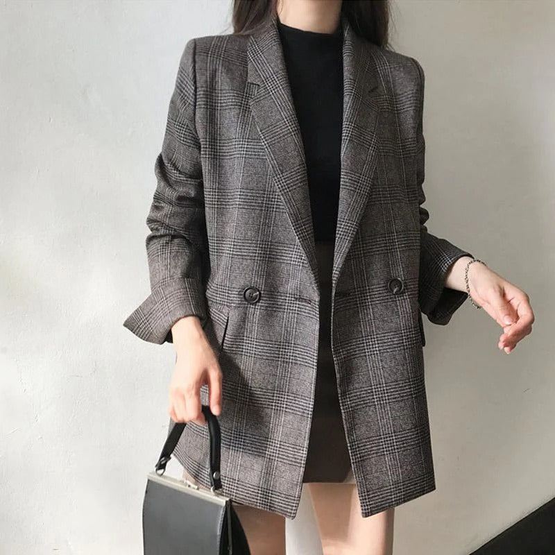 Women's Classic Checked Blazer with Buttons | Perfect for Casual Days