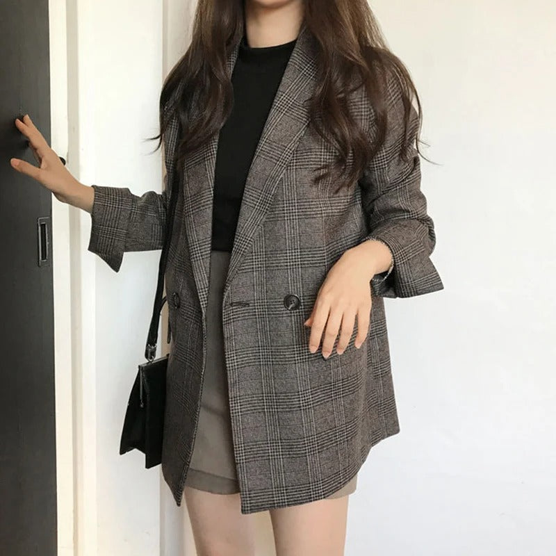 Women's Classic Checked Blazer with Buttons | Perfect for Casual Days