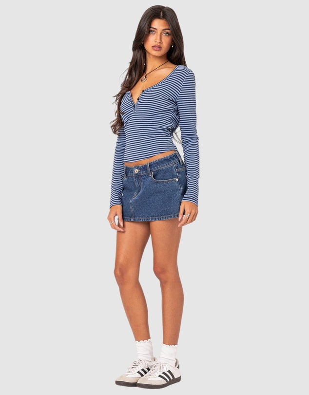 Women's Elegant Striped Long Sleeve Top with Comfortable Fit
