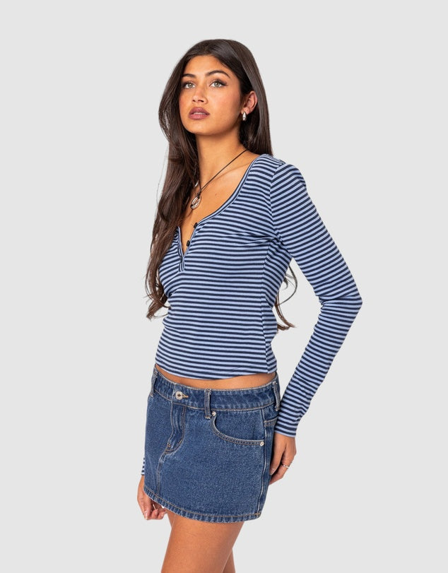 Women's Elegant Striped Long Sleeve Top with Comfortable Fit