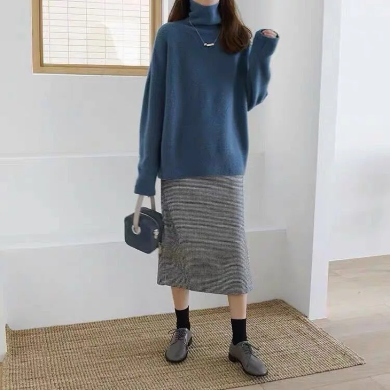 Women's Soft Oversized Turtleneck Knitted Jumper | Ideal for Winter