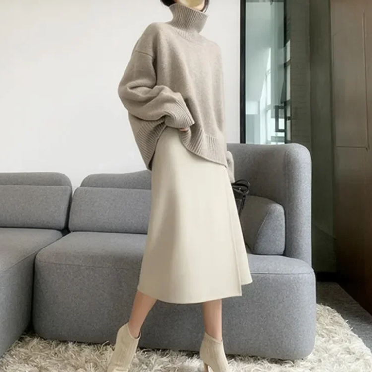 Women's Chunky Knitted Turtleneck Sweater | Ideal for Autumn/Winter