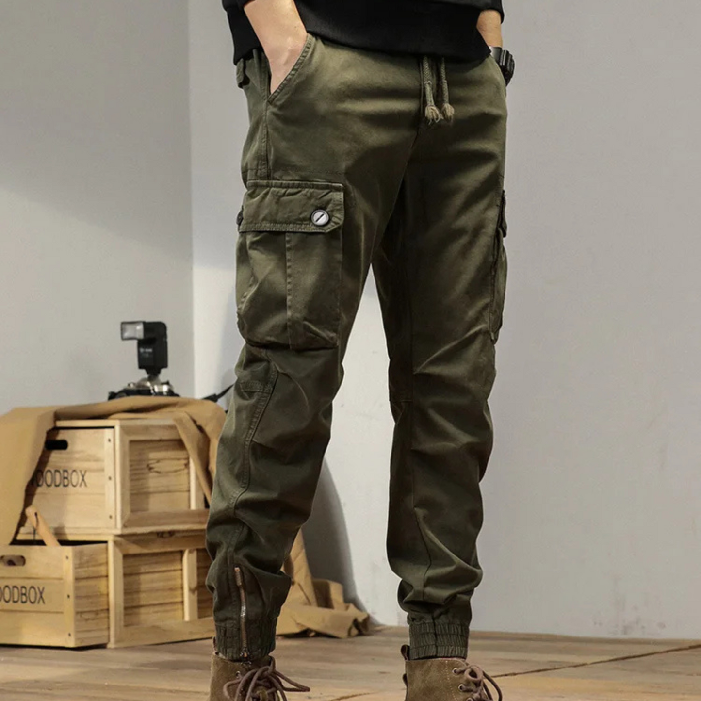 Men's Lightweight Cotton Cargo Pants with Relaxed Fit | Perfect for Outdoor Activities