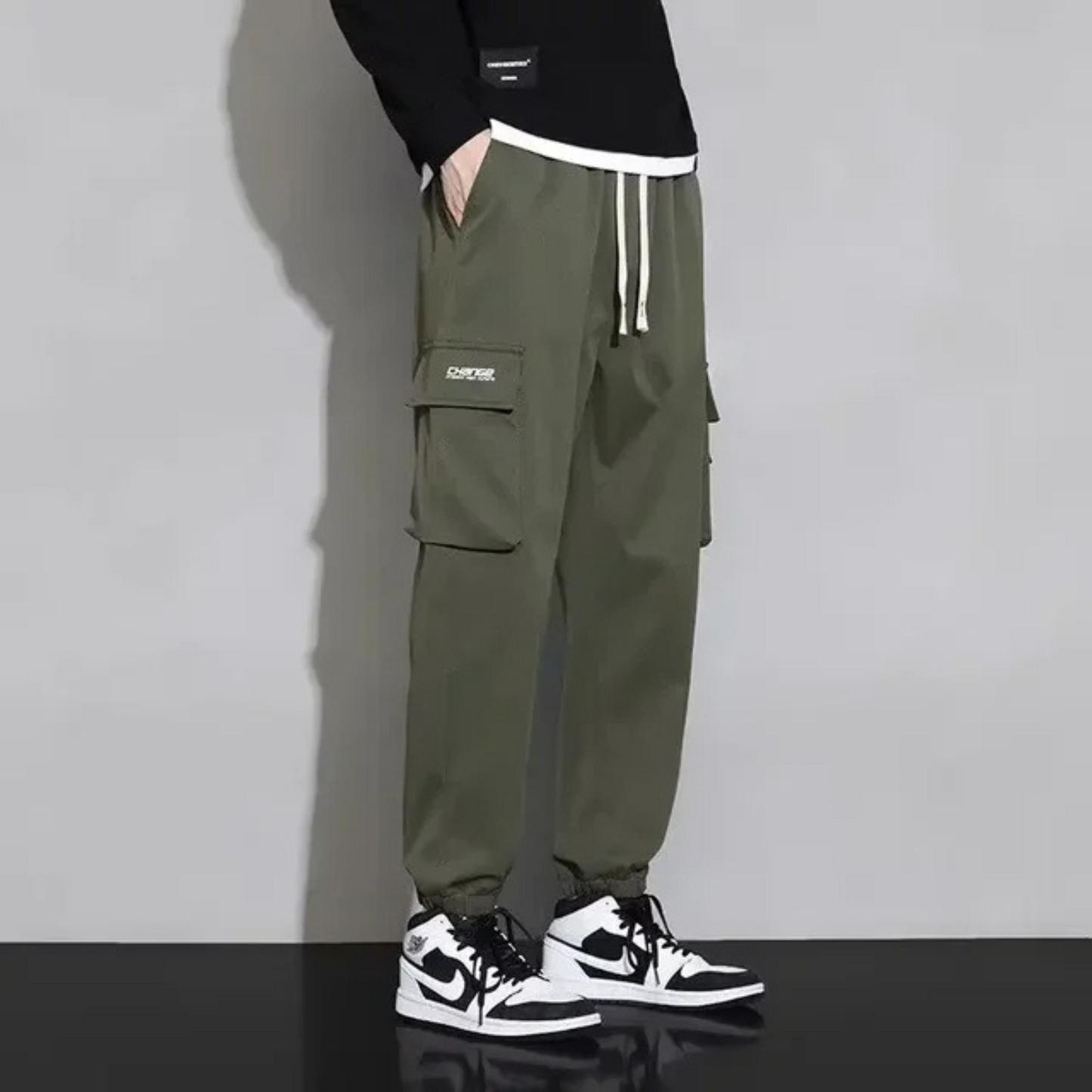 Men's Baggy Cargo Trousers | Perfect for Casual Days