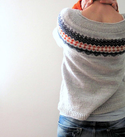 Comfortable Straight Silhouette Grey Jumper for Women | Ideal for Winter