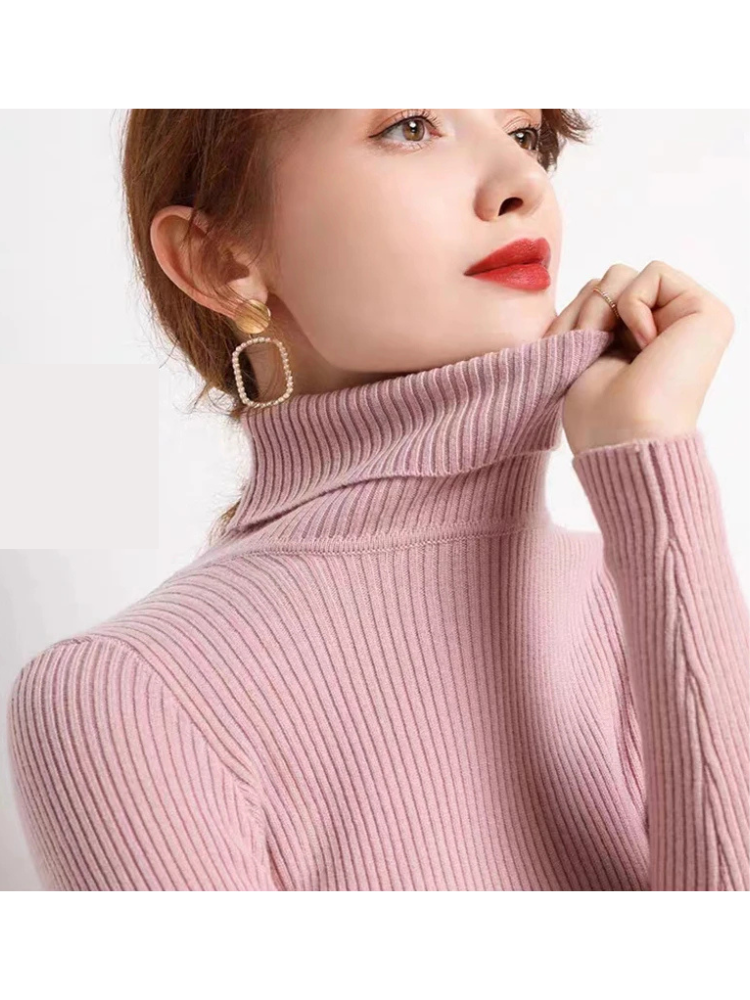 Women's Comfortable Ribbed and Soft Knitted Turtleneck Jumper | Ideal for Winter