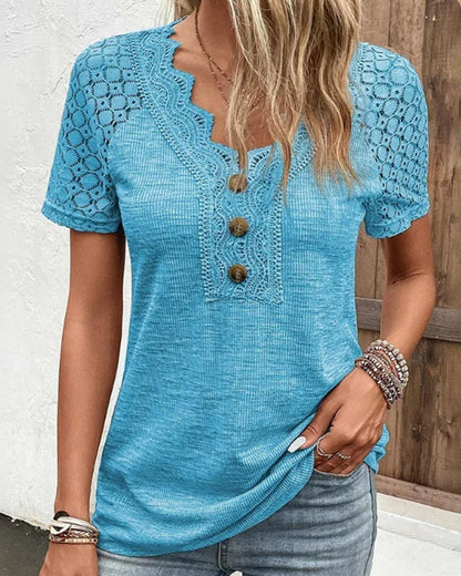 Women's Elegant Lace T-Shirt with Delicate Accents and Relaxed Fit
