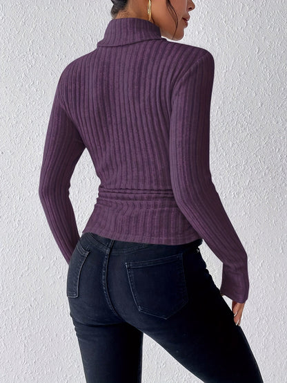 Women's Elegant Turtleneck Jumper in Slim Fit and Solid Colour | Ideal for Winter