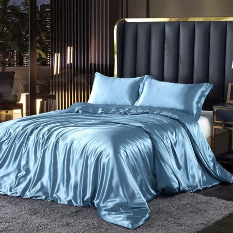 Bedding Set – 4-Piece Duvet Cover with Fitted Sheet and Pillowcases 7