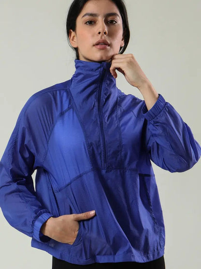 Flora - Lightweight Windbreaker - Casual - Timeless Style - Perfect for Outdoor Activities