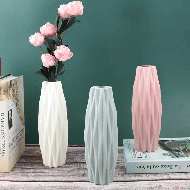 Flower Vase – Unique Origami-Inspired Design for Indoor Display 3