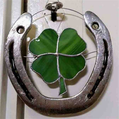 Horseshoe Ornament with Four Leaf Clover Design 2