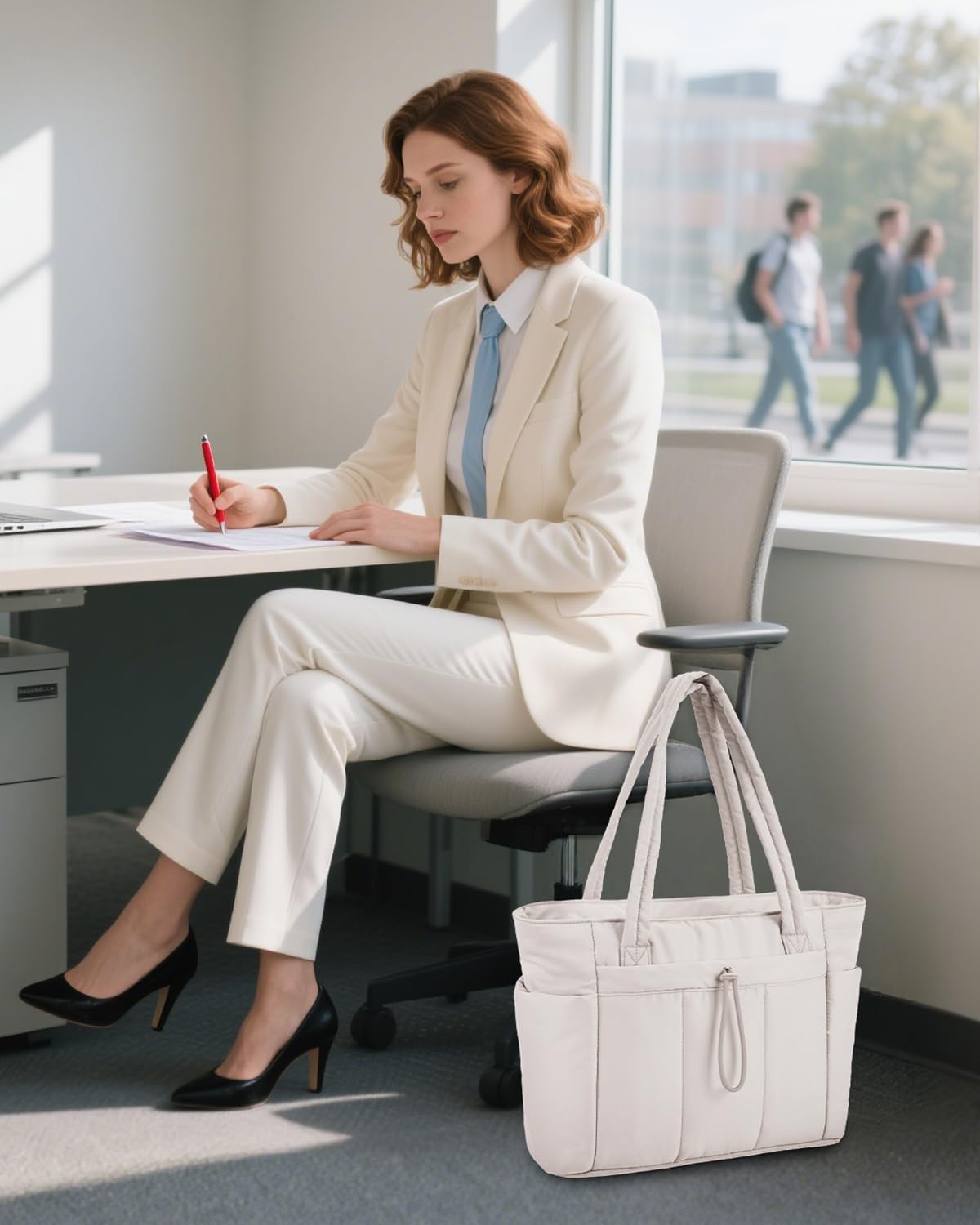 Quilted Tote Bag – Spacious Design with Laptop Sleeve and Trolley Sleeve 8