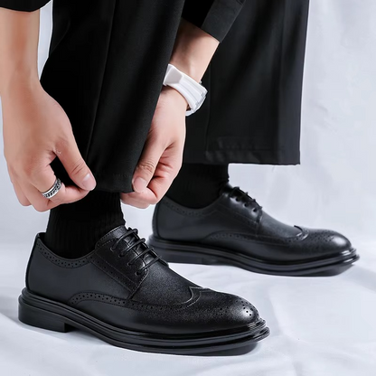Men's Vintage Brogue Wingtip Detail Shoes | Ideal for All Seasons
