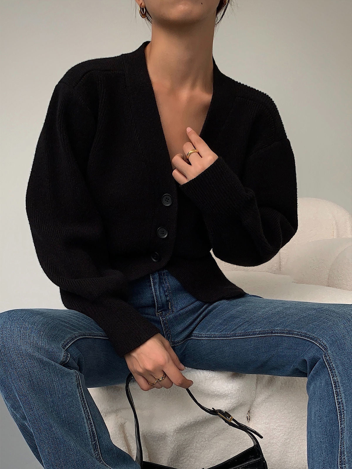 Women's Elegant Lantern Sleeve Cardigan with Buttons | Ideal for Winter