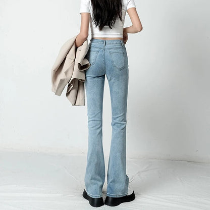 Women's Vintage High-Waist Flare Jeans | Perfect for Casual Days