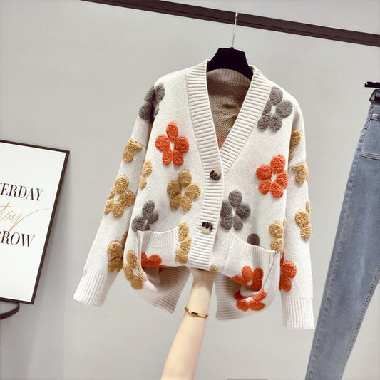 Women's Radiant Floral Design Cashmere Knit Cardigan with Buttons and Pockets | Ideal for Winter