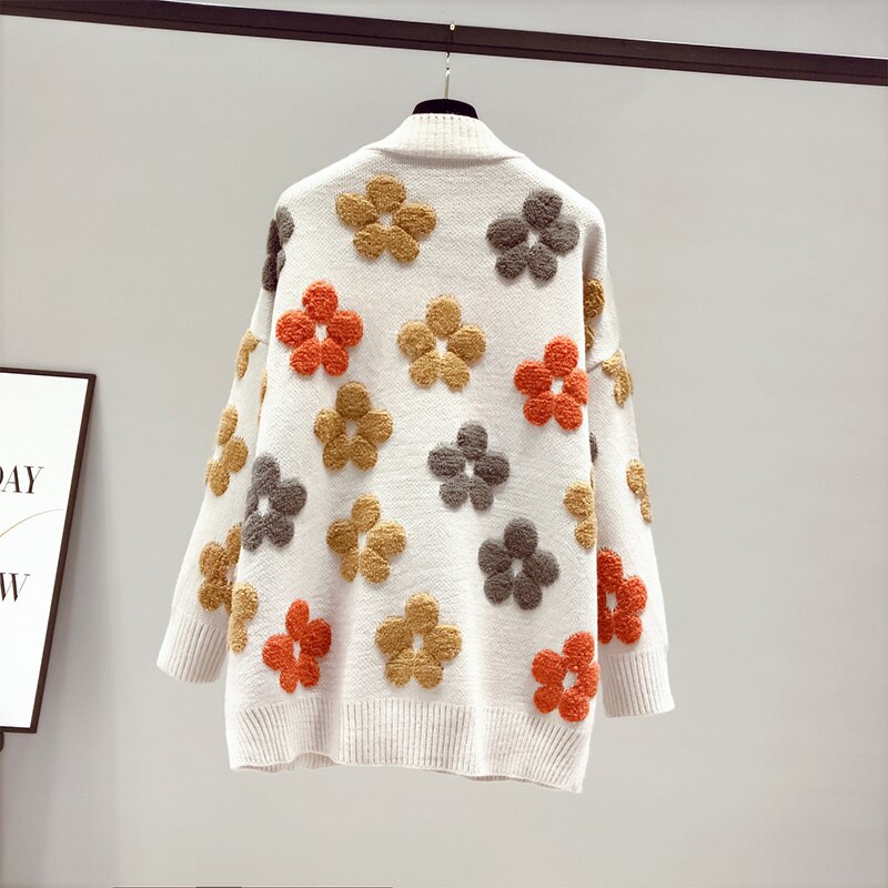 Women's Radiant Floral Design Cashmere Knit Cardigan with Buttons and Pockets | Ideal for Winter