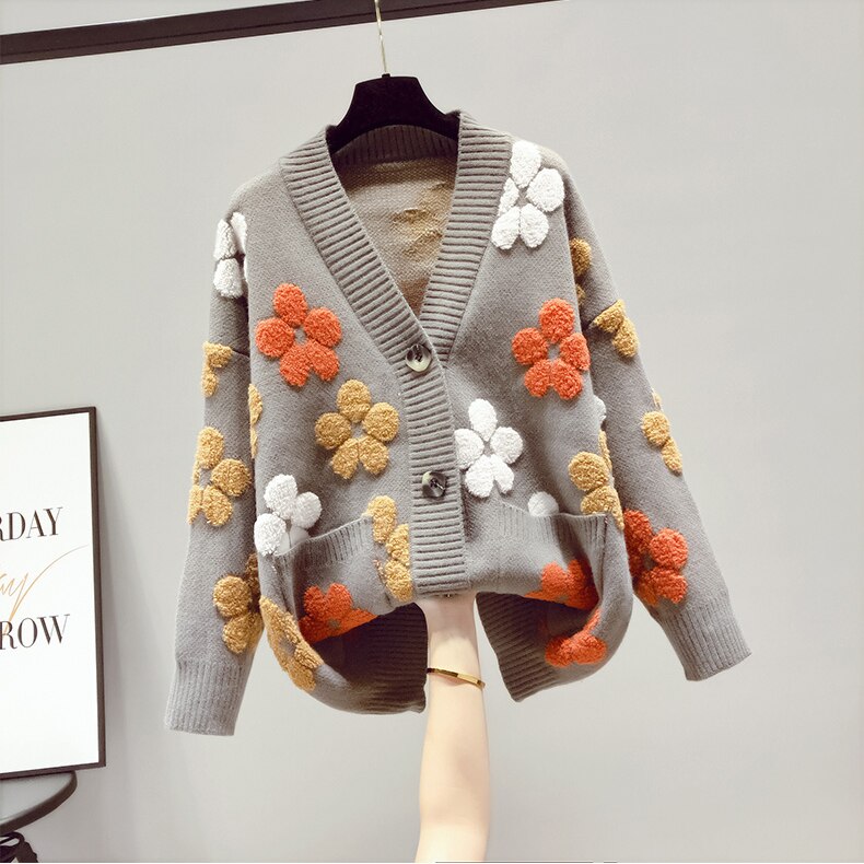 Women's Radiant Floral Design Cashmere Knit Cardigan with Buttons and Pockets | Ideal for Winter
