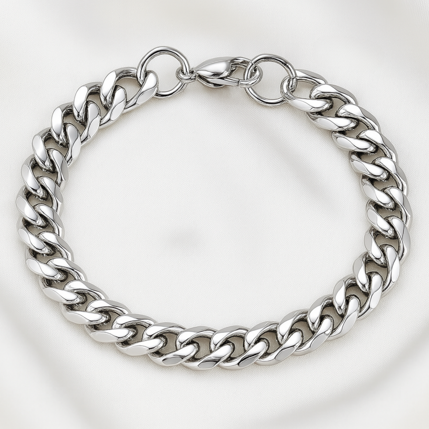 Women’s Bracelet with Classic Curb Chain Design 3