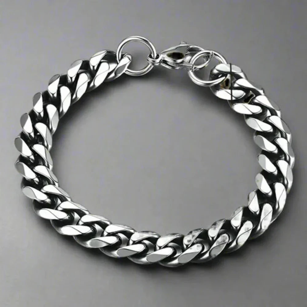 Women’s Bracelet with Classic Curb Chain Design 6